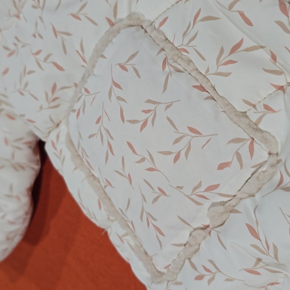 Jessica Simpson Infant Outerwear.  Size 6/9 Months.  Color is an Off White.  NWT - Picture 15 of 16